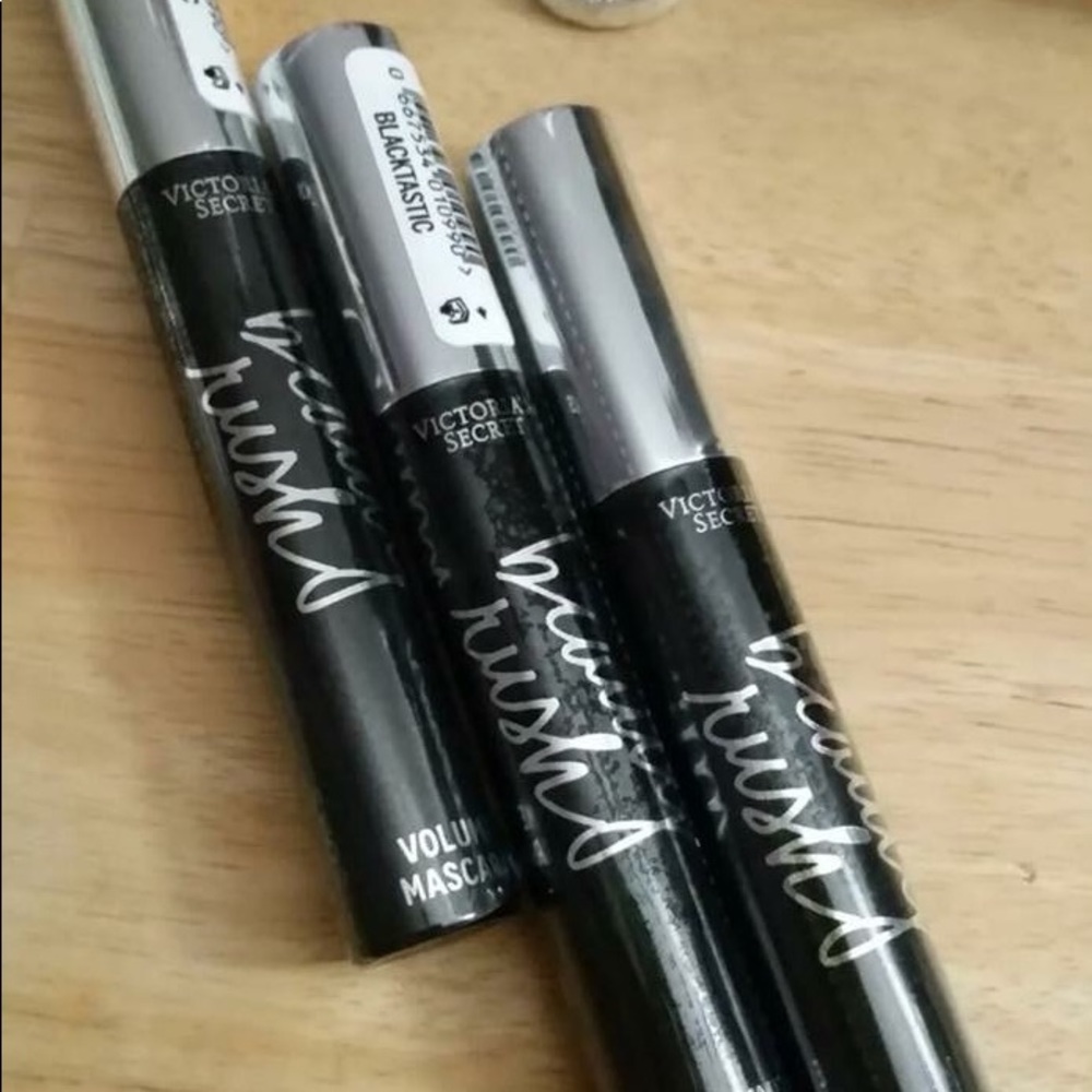 *major deal-Beauty Rush VS blackest black Mascara